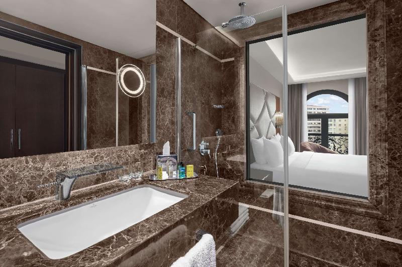DoubleTree by Hilton Istanbul Esentepe - image 4