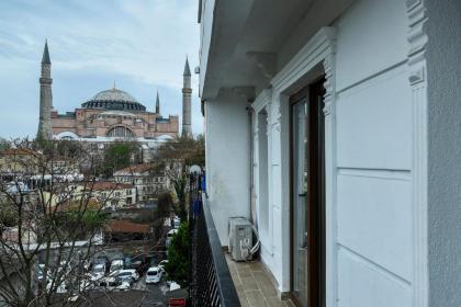 Basilica Guest House - image 11