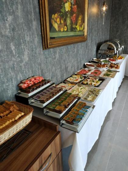 Basilica Guest House - image 2