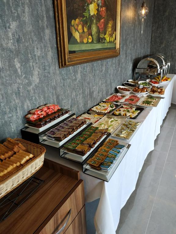 Basilica Guest House - image 2