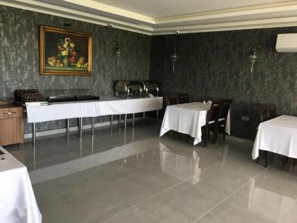 Basilica Guest House - image 4