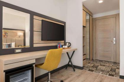 Ramada Encore By Wyndham Istanbul Basin Express - image 9