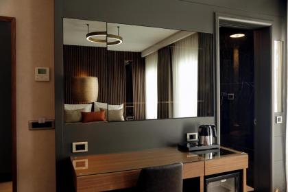 Levni Plus Hotel - image 13