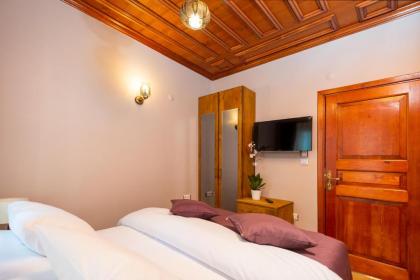 Wonder Wood Hotel - image 20