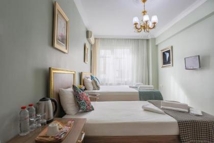 Sofia Corner Hotel - image 11