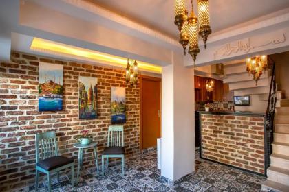 Sofia Corner Hotel - image 2