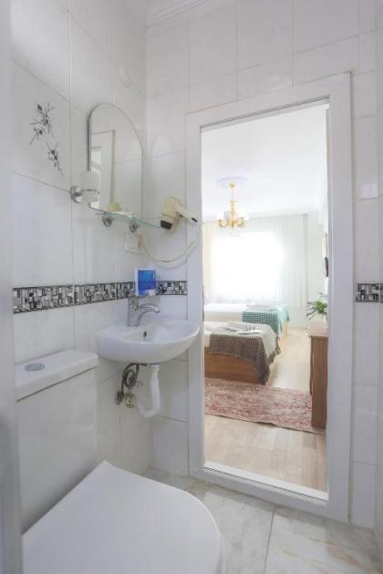 Sofia Corner Hotel - image 5