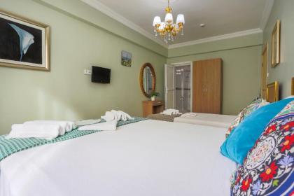 Sofia Corner Hotel - image 8