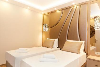 All Seasons Suites - image 6