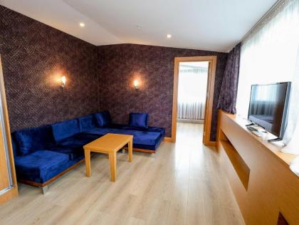 Grand Elmira Suite - image 1
