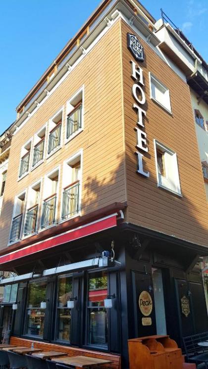 Old Port Hotel Suit - image 1