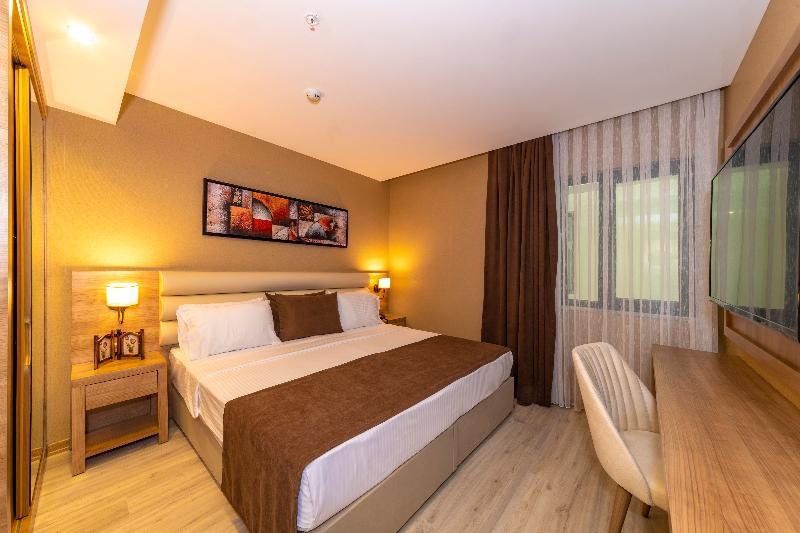 38 Hotel - main image