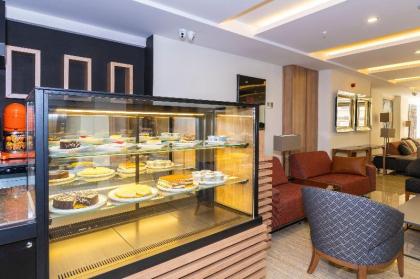 38 Hotel - image 11