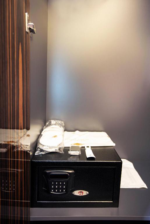 Euro Design Hotel - image 4