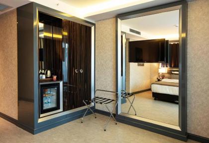 Euro Design Hotel - image 8