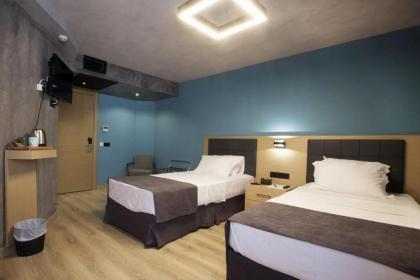 Red Stone Hotel - image 15