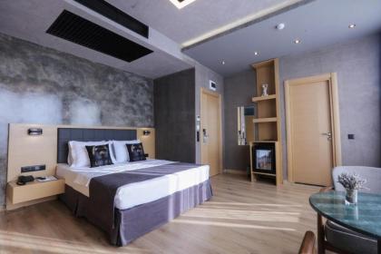 Red Stone Hotel - image 18