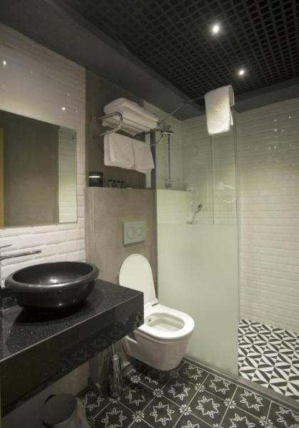Red Stone Hotel - image 19