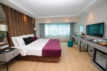 The Roomy Hotel Nisantası - image 20