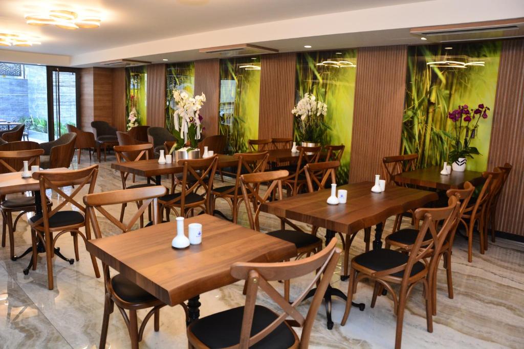 RADAR HOTEL - image 4