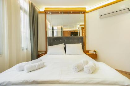 Seven Rooms Oldcity Hotel - image 19