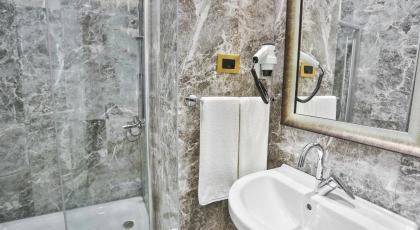 HANENDE HOTEL - image 17