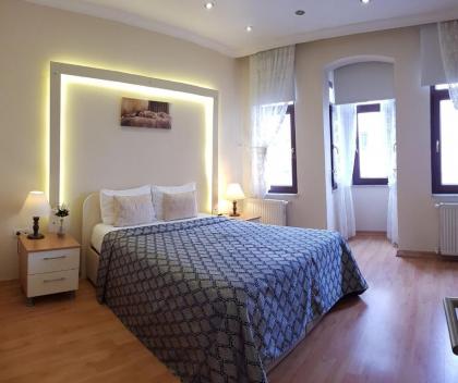 Hotel Taksim Home - image 5
