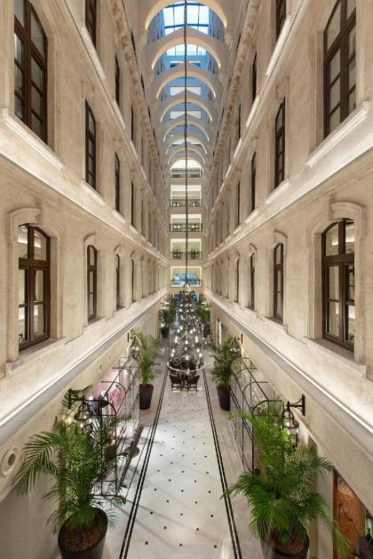 JW Marriott Istanbul Bosphorus - image 9