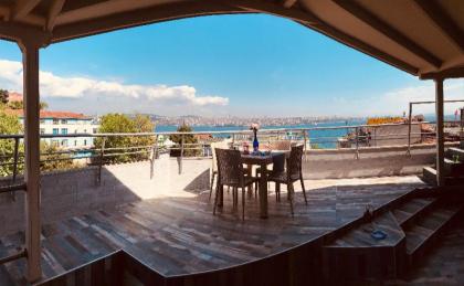 Penthouse With a Bosphorus View of Sirenas Suites
