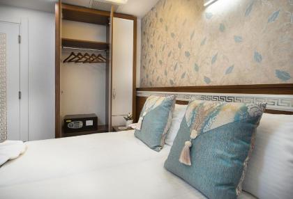 Lika Hotel - image 17