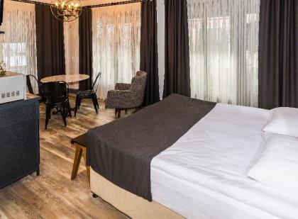 BGuest Hotel & Residence - image 3