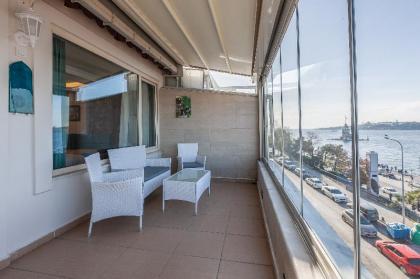 Cozy Flat balcony with Breathtaking Sea View