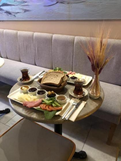 PANDAN KARAKOY SUİT - image 18