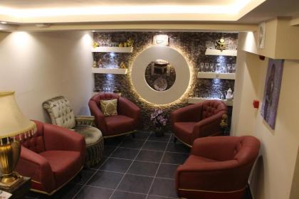 Lukka Suit Hotel - image 14