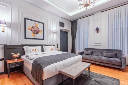 Ferman Port Hotel - image 1