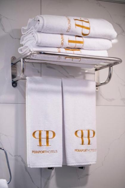 Ferman Port Hotel - image 2