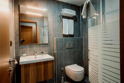 Istanbul Airport Express Hotel - image 30