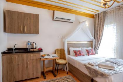 APRİL HOTEL - image 23