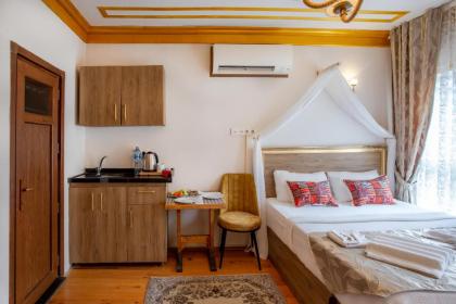 APRİL HOTEL - image 24
