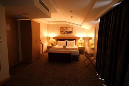 Hotel Boursier 2 & Spa - image 11