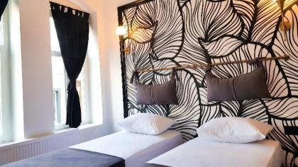 Casa Rosa Suites - image 19