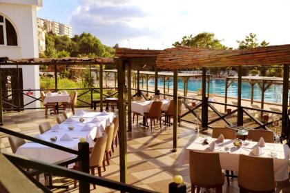 Grand Sile Hotel - image 19