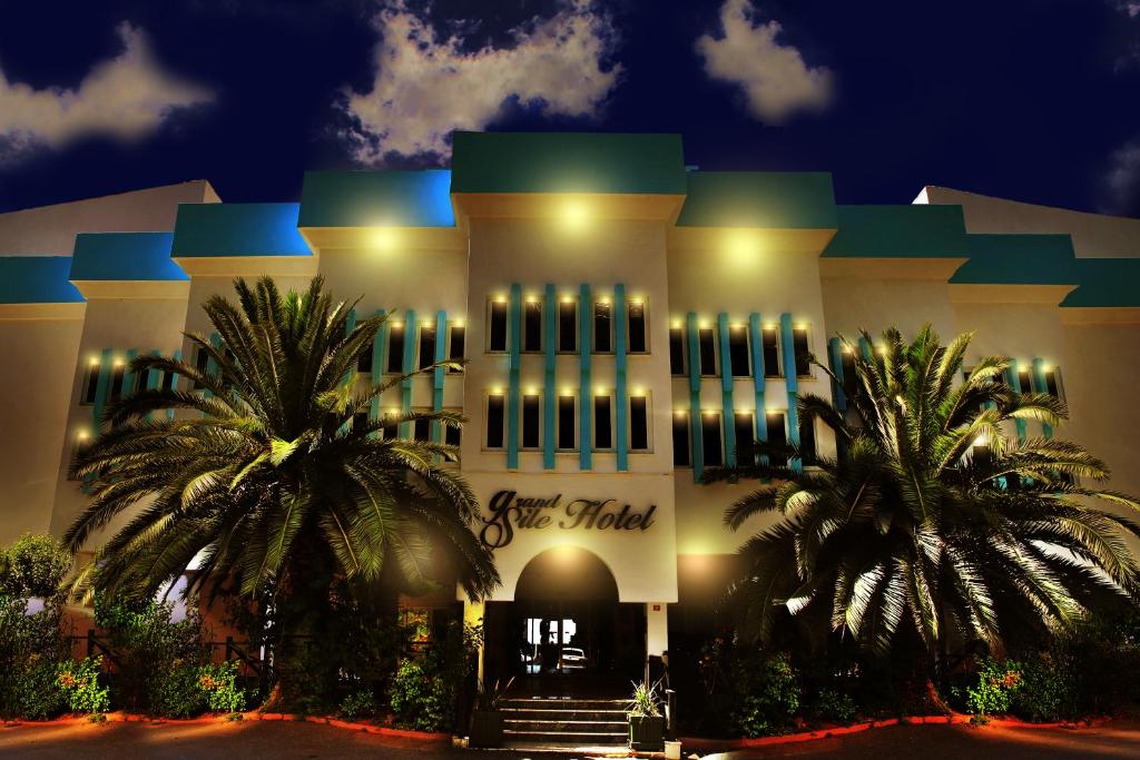 Grand Sile Hotel - image 2