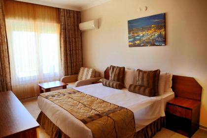 Grand Sile Hotel - image 6