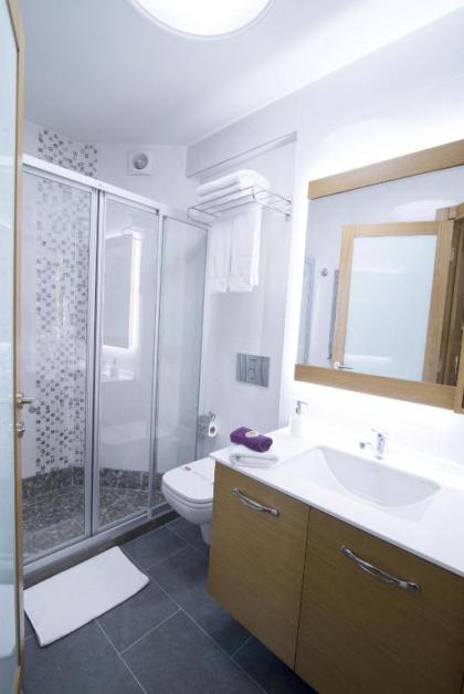 Cumbali Suite Hotel - image 9