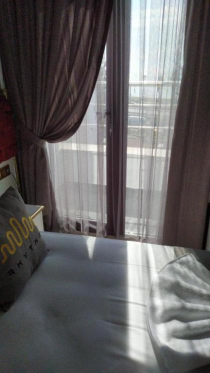 Rhythm Hotel - image 10