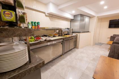 Villa Sweet Hotel - image 5