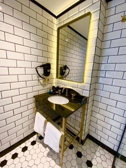A11 HOTEL Exclusive - image 12