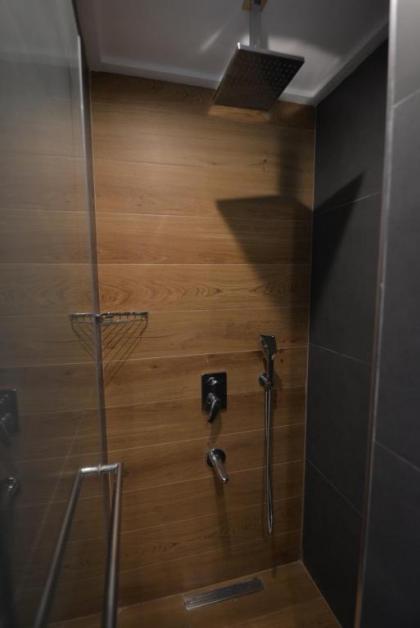 Santra Hotel - image 10