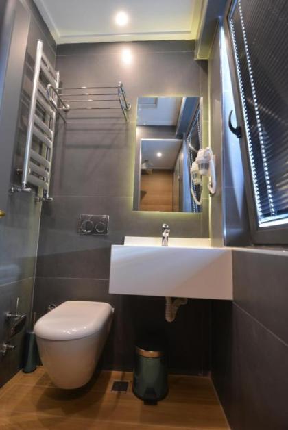 Santra Hotel - image 11